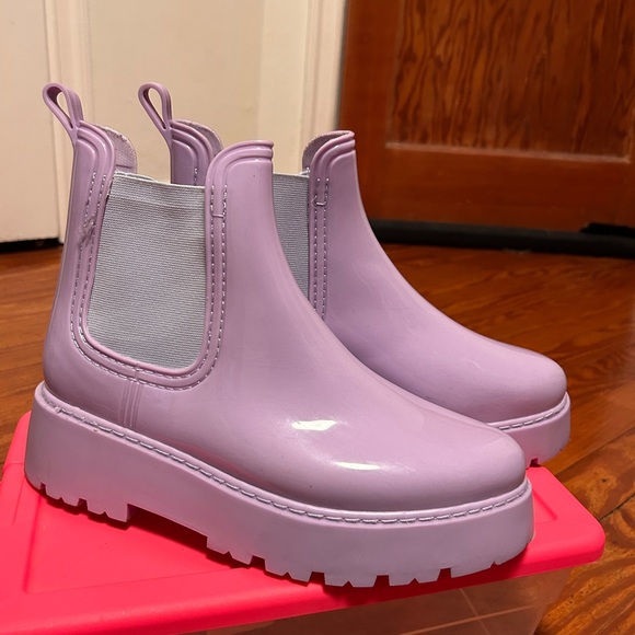 ASOS DESIGN Gadget chunky chelsea rain boots in lilac purple - Picture 3 of 4